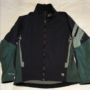 Women’s Medium Mountain Hardwear  Black and Gray Softshell Windproof Jacket
